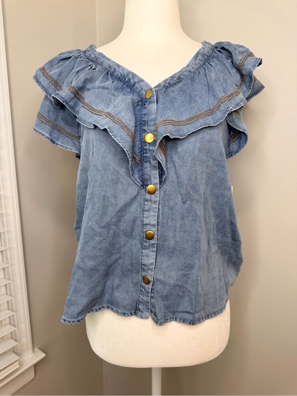 NWT Fate Denim Ruffle Top
